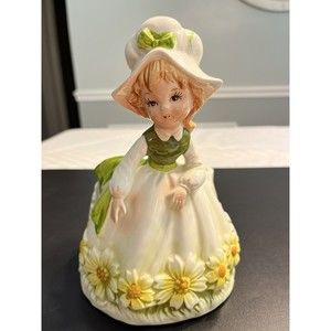 Vintage 1970’s Relpo 6383 Girl Daisies Ceramic Planter Japan